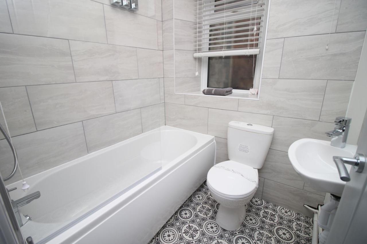 Sleeps 6, Smart Tv'S, Parking Swansea & Morriston Hospital Διαμέρισμα Εξωτερικό φωτογραφία